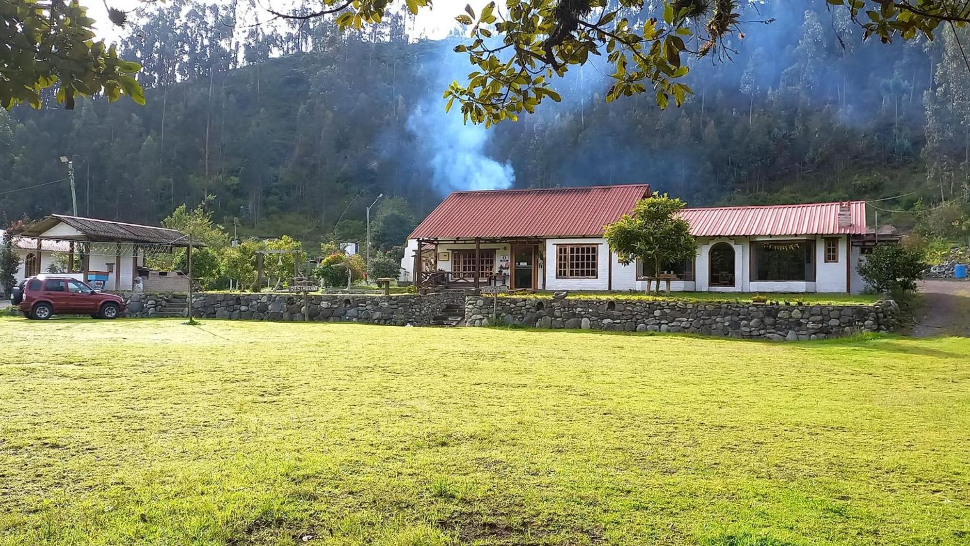 Hosteria Taita Pacho Venados Park Hotel Penipe Exterior photo